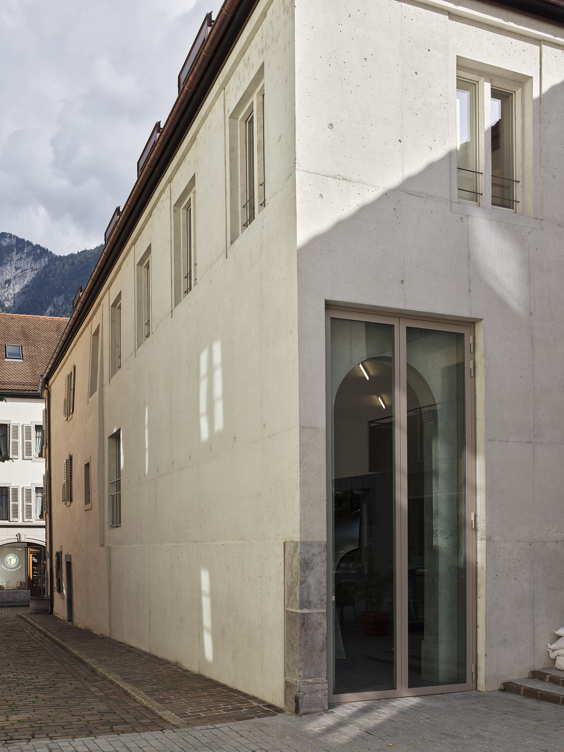 Ahp0053 MDUC AIQ4 003470 C